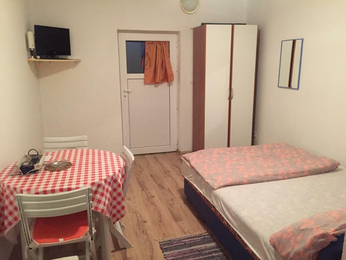 Studio Apartments Mt Шмрика Экстерьер фото