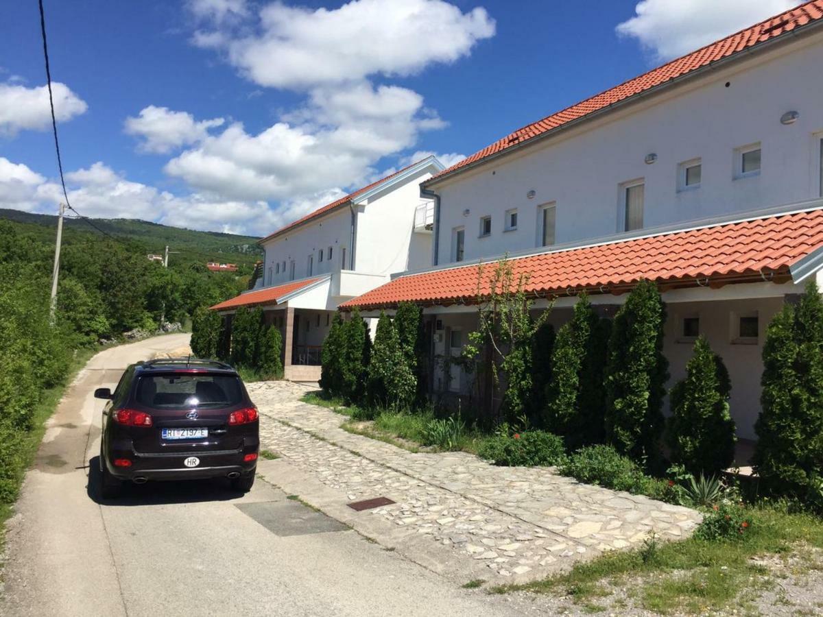 Studio Apartments Mt Шмрика Экстерьер фото